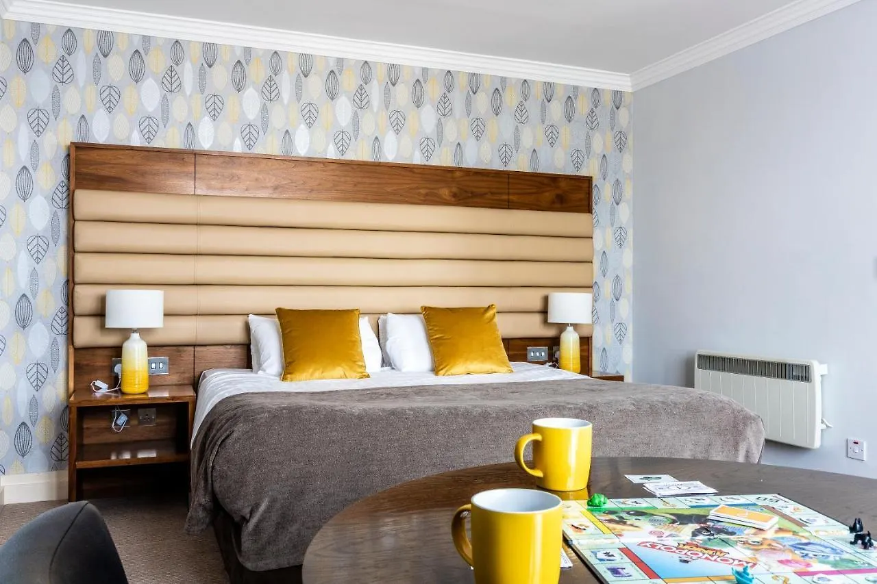 Westport Country Lodge Hotel